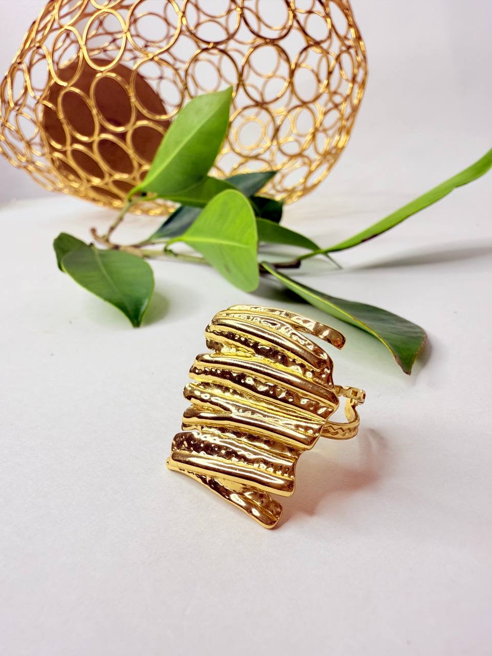 Golden Shine Ring – Shine with Elegance ✨💛